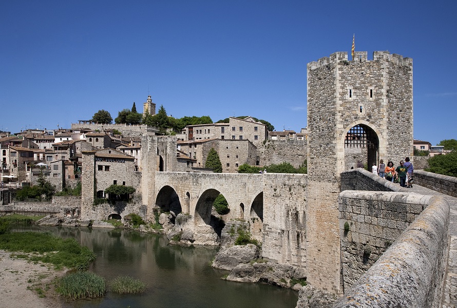 Costa Brava. Besalú © Agència Catalana de Turisme. Maria Geli